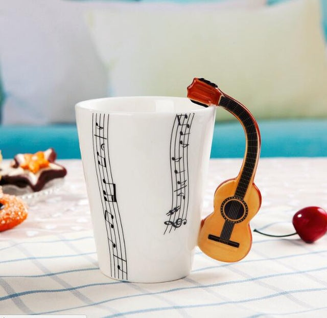 Creative Music Violin Style Guitar Ceramic Mug Coffee Tea Milk Stave Cups with Handle Coffee Mug Novelty Gifts